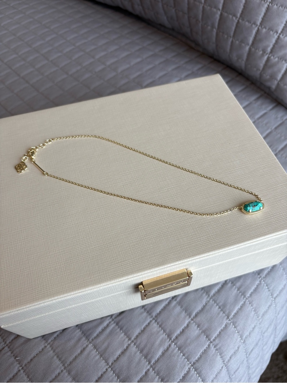 Elisa Gold Pendant Necklace